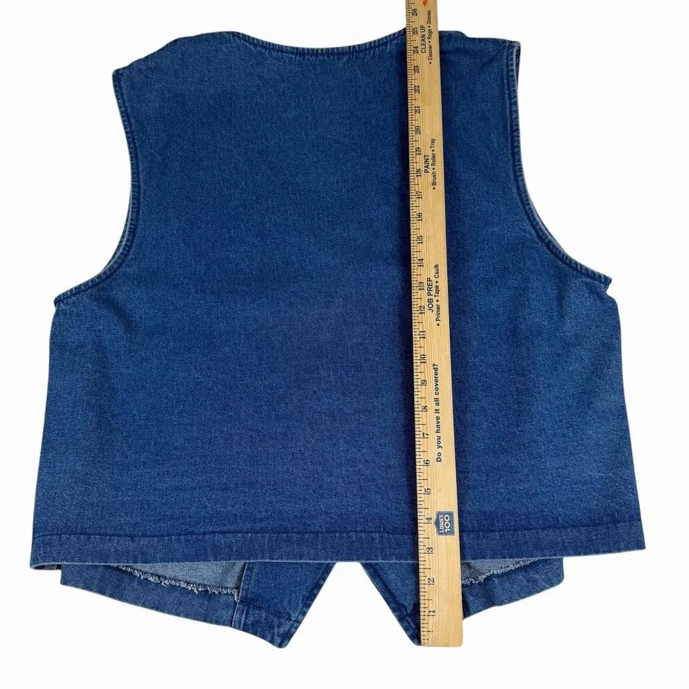 VTG Women's Embroidered Denim Vest Size L/XL Cottagecore Grandma Fairy Boho